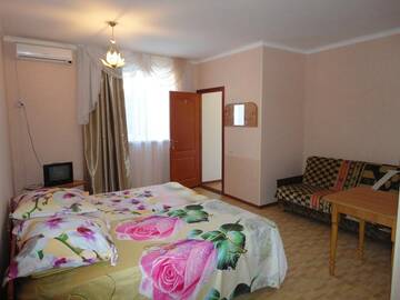 Фото номера Люкс с видом на горы Гостиница Guest house Zhasmin г. Судак 11