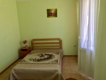 Фото номера Большой двухместный номер Гостиница Guest House Komfort г. Судак 2