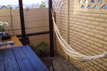 Фото номера Двухместный номер с 1 кроватью и патио Гостиница Zhemchuzhina Meganoma Guest House г. Судак 5