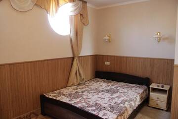 Фото номера Полулюкс Гостиница Аврора г. Судак 2